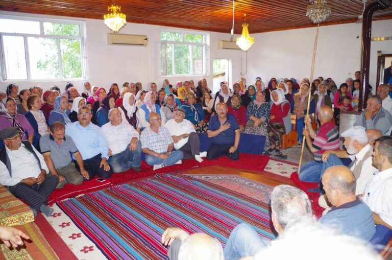 Bizim cemimize kolay girilmez