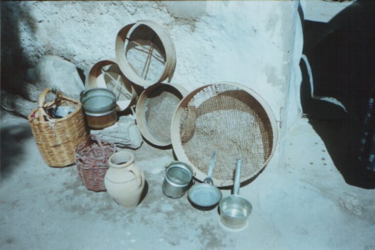 DERDİK ESKİDEN ( K. MARAŞ LÜGATI)