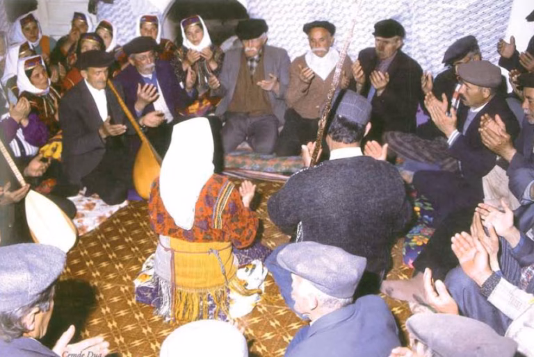 Alevi Bektaşi inancında Musahiplik